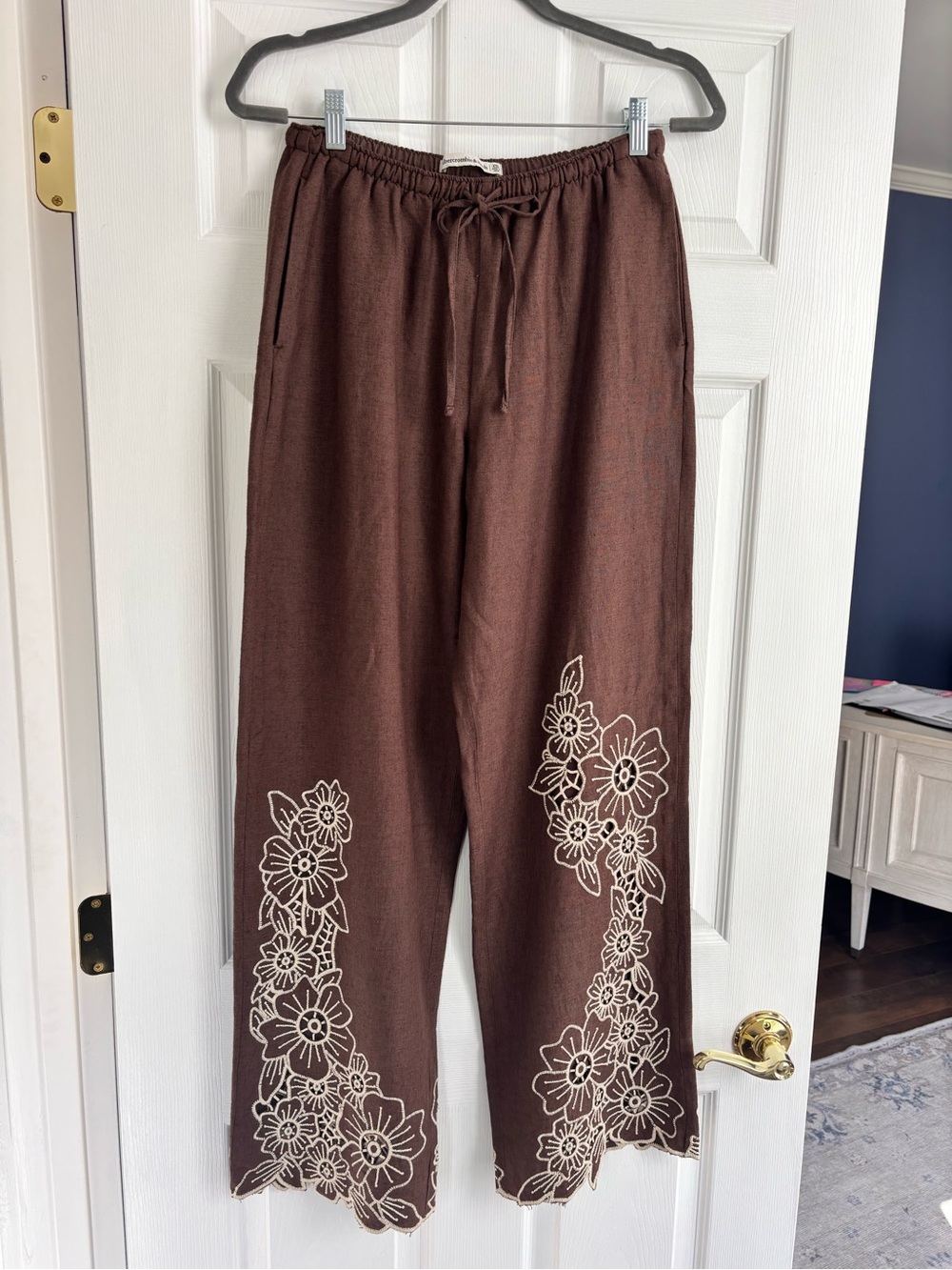Abercrombie & Fitch Brown Linen-Blend Embroidered Hem Pants - Picture 8 of 8